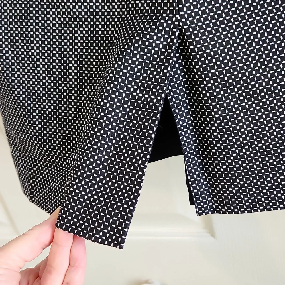 Liz Claiborne Black & White Geometric Print Pencil Skirt Size 10 Preppy Academia